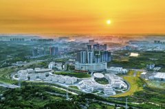 的同频共振十年间不竭上演：四川鸿政博恩拿下